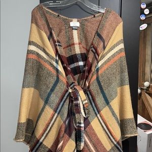 Sweater Shawl/poncho